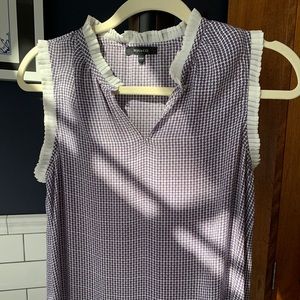 RW&CO. Sleeveless blouse